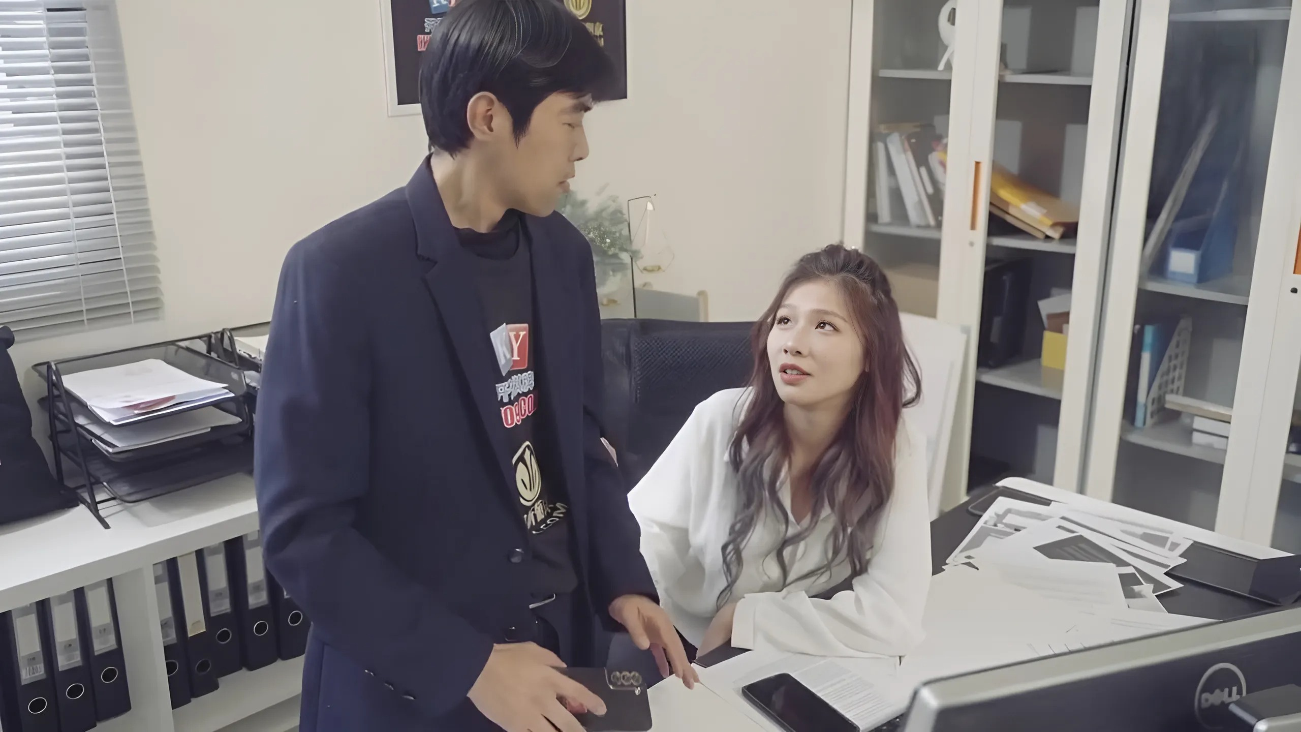 XSJKY-052 How to get your secretary promoted