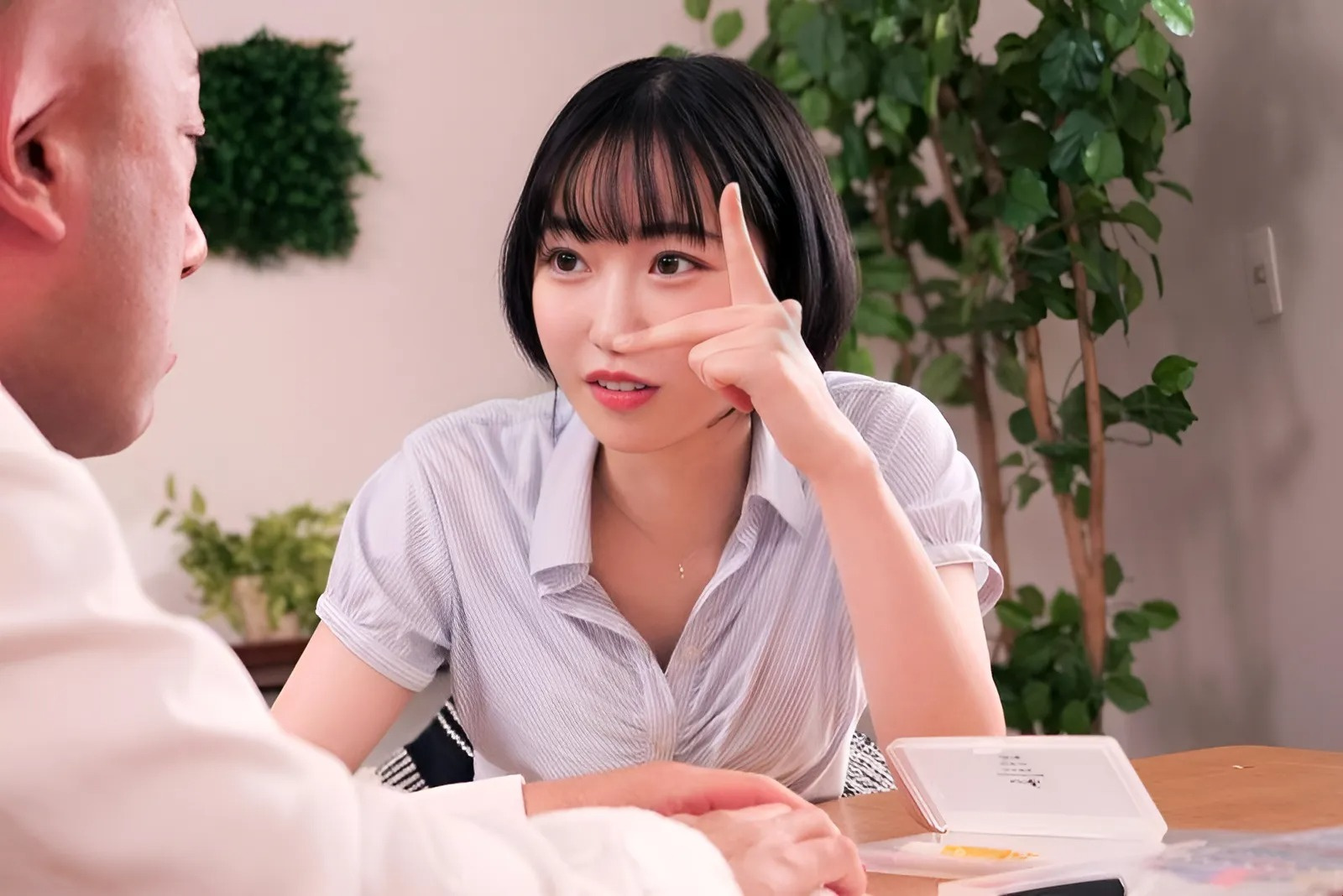 MIDV-410 คุณครูคนสวยของลูกชายฉัน